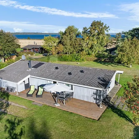 Сasa de vacaciones Kajsa - 250m From The Sea By Interhome *