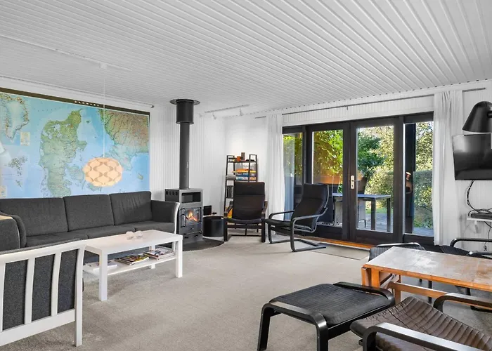 Kajsa - 250m From The Sea By Interhome